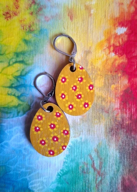 Velikonoční náušnice, Barevné kraslice