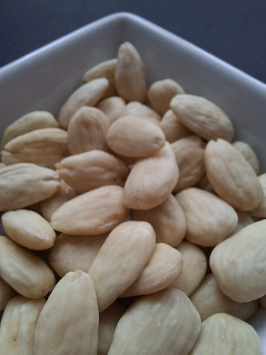 Mandle natural loupané