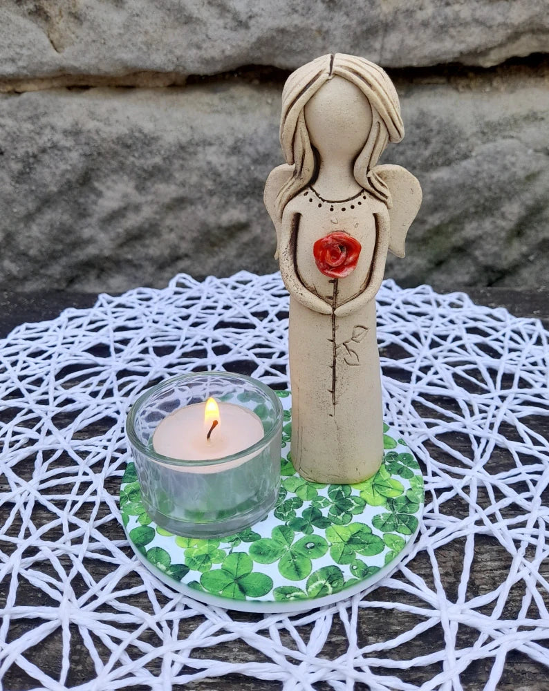 Podtácek plný čtyřlístků - kruh 10cm